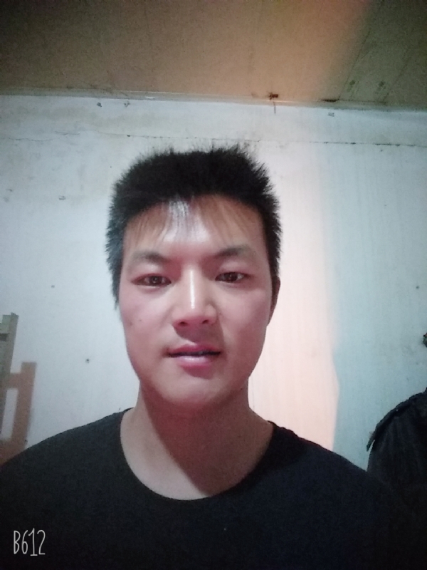 风轻云淡的第一张照片--沈阳相亲服务中心