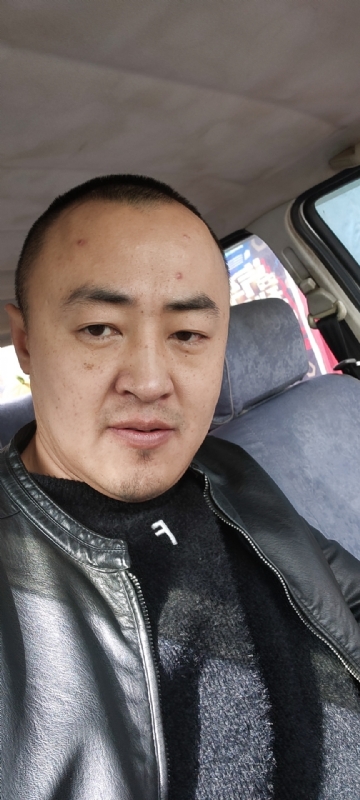 精神九哥的第一张照片--沈阳相亲服务中心