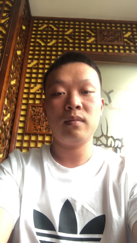 唐子龙的第一张照片--沈阳相亲服务中心