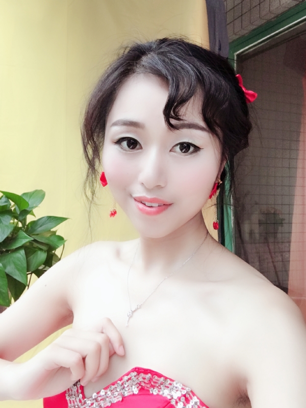 薇薇的第一张照片--沈阳相亲服务中心