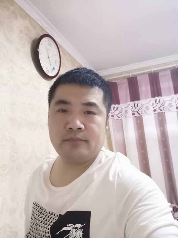 爱你的眼睛的第一张照片--沈阳相亲服务中心