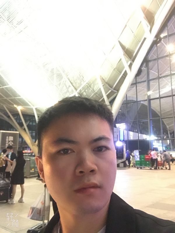 骑马的快乐的第一张照片--沈阳相亲服务中心