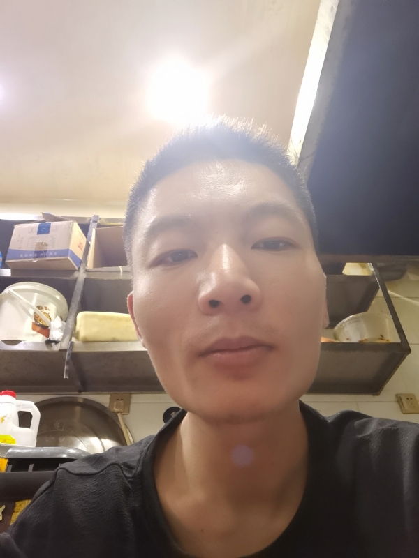 邹先生的第二张照片--沈阳相亲服务中心