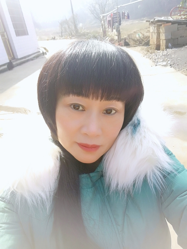 金鱼儿的第一张照片--沈阳相亲服务中心