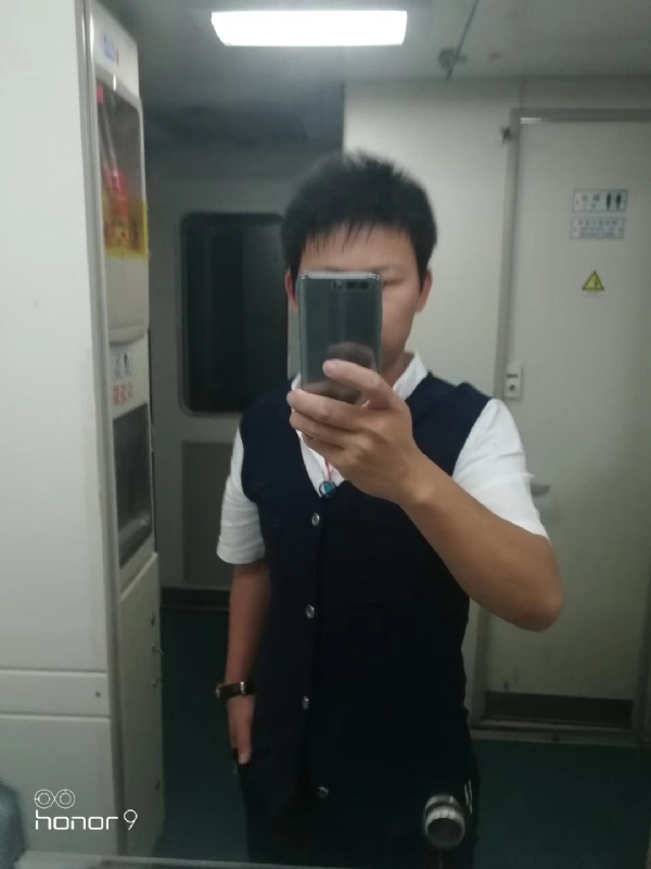 阳光下de幸福的第一张照片--沈阳相亲服务中心