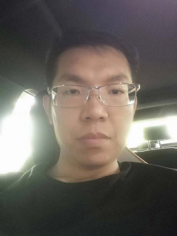 小黑包的第一张照片--沈阳相亲服务中心