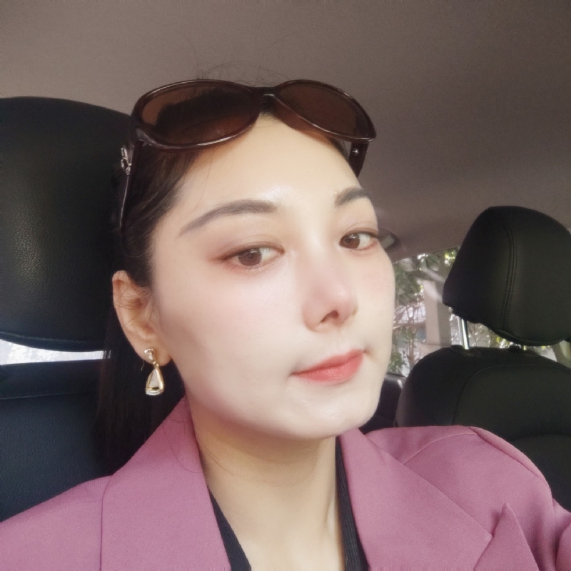 金秋的第二张照片--沈阳相亲服务中心