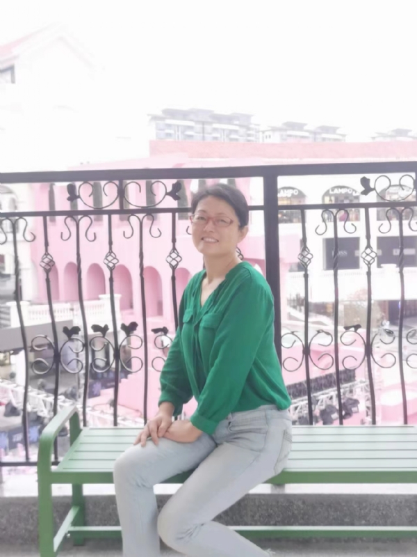 丽华的第三张照片--沈阳相亲服务中心