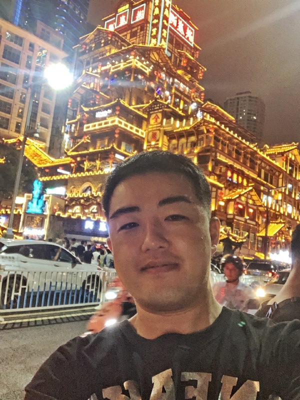 钢铁侠的第一张照片--沈阳相亲服务中心