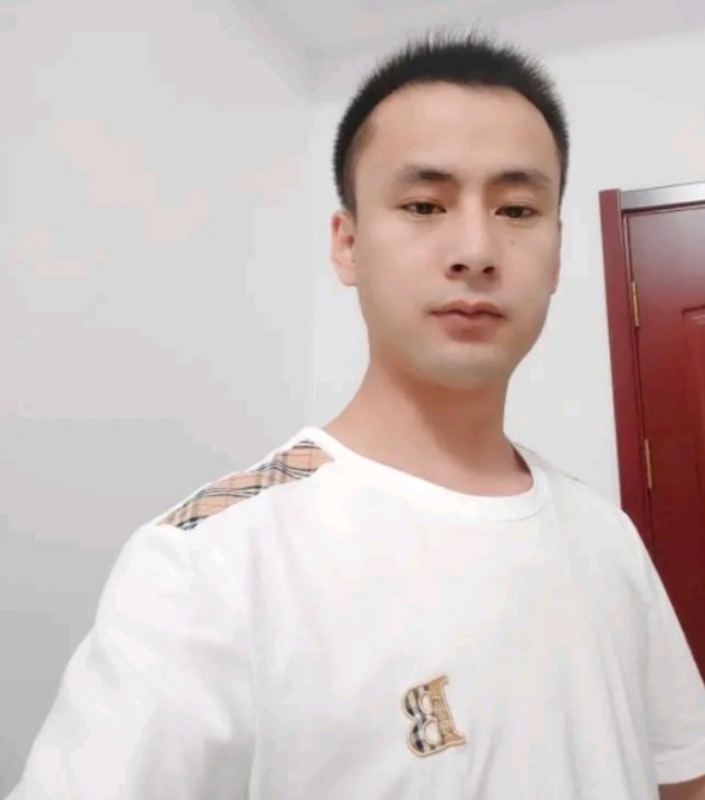 海阔天空的第一张照片--沈阳相亲服务中心