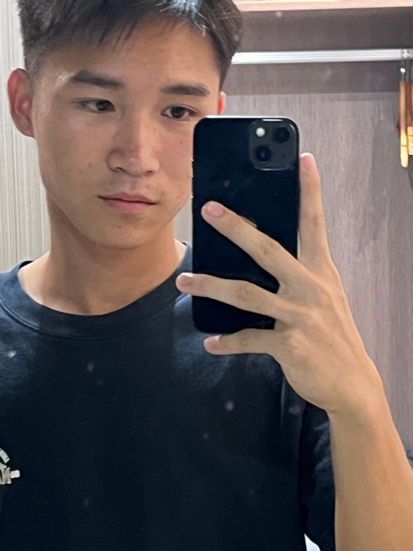 画家的第一张照片--沈阳相亲服务中心