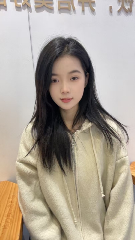 草莓奶昔的第一张照片--沈阳相亲服务中心