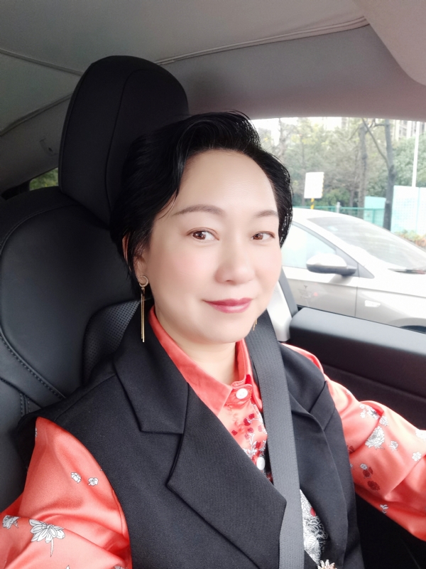 艳阳天的第二张照片--沈阳相亲服务中心